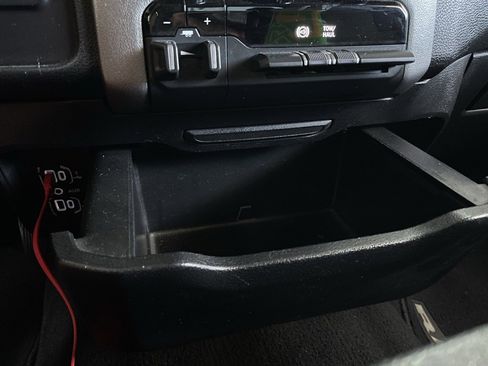 Used 2020 RAM 2500 Big Horn image 32