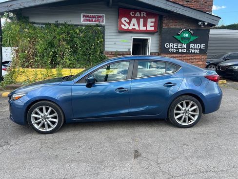Used 2017 MAZDA MAZDA3 Touring image 2