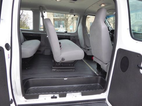 Used 2013 Ford E-350 and Econoline 350 XL image 23