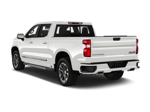 Used 2024 Chevrolet Silverado 1500 High Country w/ High Country Premium Package AWD/4WD image 2