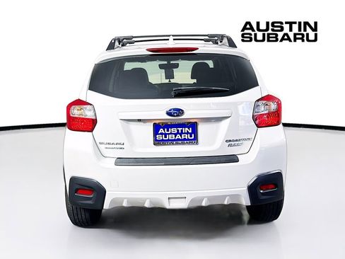 Used 2017 Subaru Crosstrek 2.0i Limited image 3