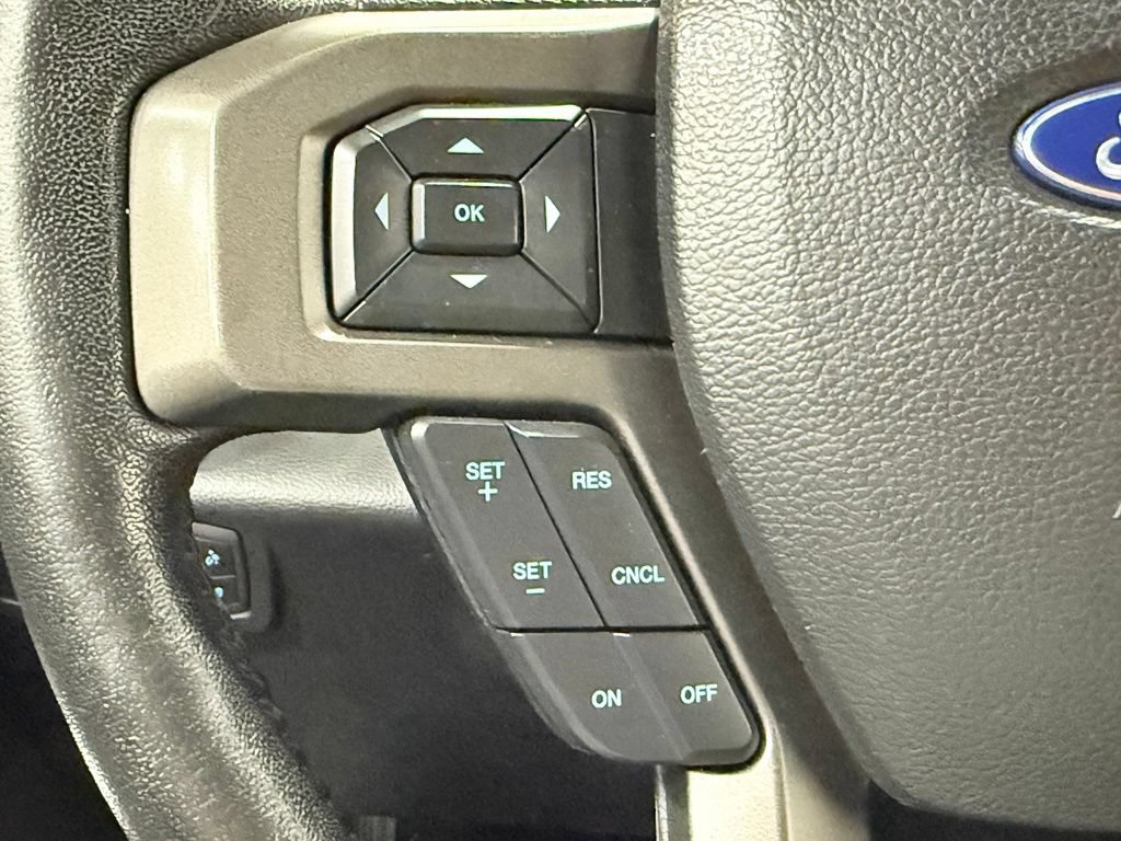 Used 2019 Ford Expedition XLT w/ Equipment Group 202A AWD/4WD image 27