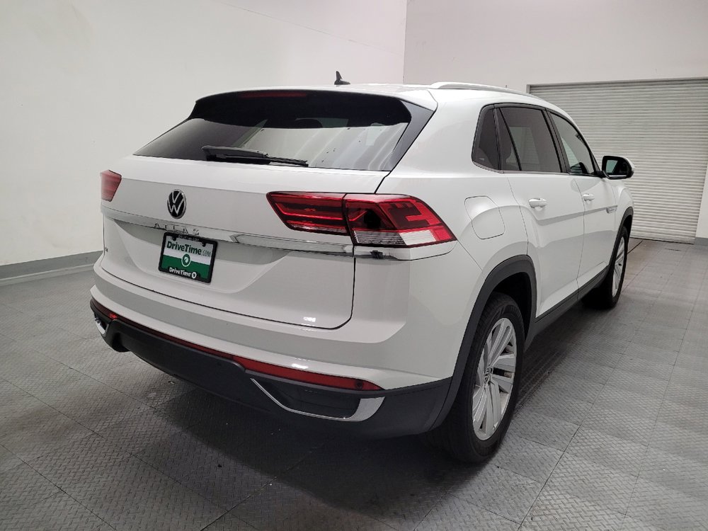 Used 2023 Volkswagen Atlas Cross Sport SE FWD image 7