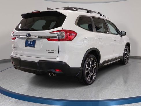 Used 2023 Subaru Ascent Limited w/ Technology Package image 5