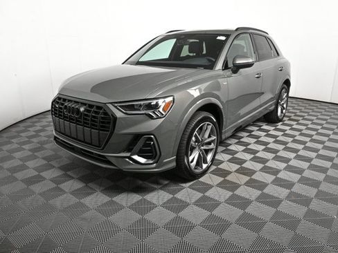 New 2025 Audi Q3 2.0T Premium image 31