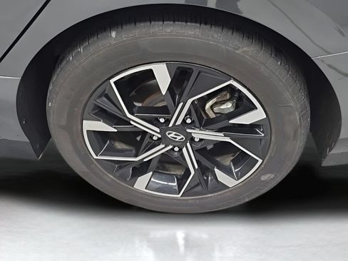 Certified 2025 Hyundai Sonata SEL FWD image 42