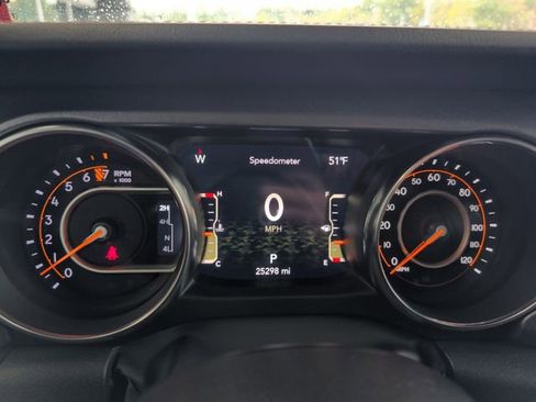 Used 2023 Jeep Gladiator Mojave w/ Cold Weather Group AWD/4WD image 20