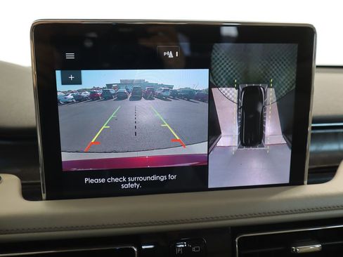 Used 2020 Lincoln Aviator Reserve w/ Equipment Group 202A image 15