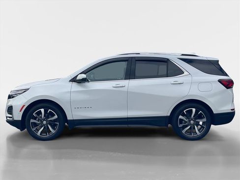 Used 2023 Chevrolet Equinox Premier FWD image 4