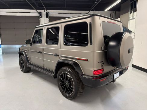 Used 2025 Mercedes-Benz G 550 image 6
