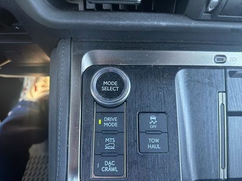 Used 2024 Lexus GX 550 AWD/4WD image 18