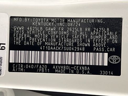 Used 2025 Toyota Camry LE FWD image 71