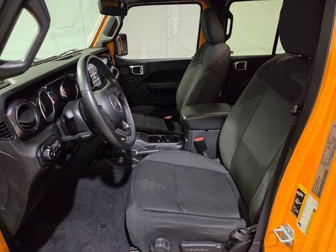 Used 2021 Jeep Wrangler Unlimited Sport AWD/4WD image 14