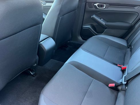 Used 2025 Honda Civic Sport image 4