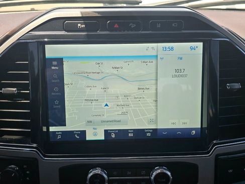 Used 2022 Ford F250 King Ranch w/ King Ranch Ultimate Package AWD/4WD image 11