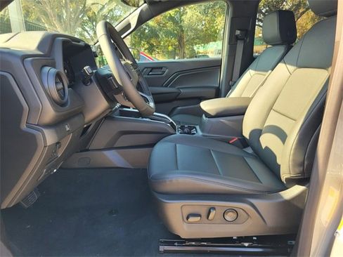 New 2025 Chevrolet Colorado Trail Boss w/ Midnight Edition image 10