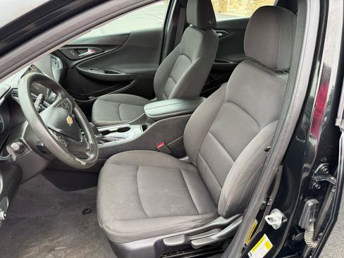 Used 2020 Chevrolet Malibu LT FWD image 10