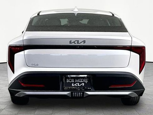 New 2026 Kia K4 FWD image 5