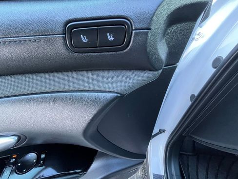 Used 2025 Hyundai Santa Cruz Limited image 18