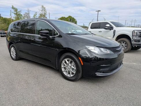 New 2026 Chrysler Voyager LX FWD image 2