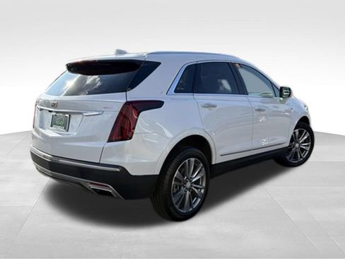 Used 2025 Cadillac XT5 Premium Luxury AWD/4WD image 6