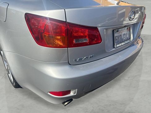 Used 2007 Lexus IS 350 RWD image 24