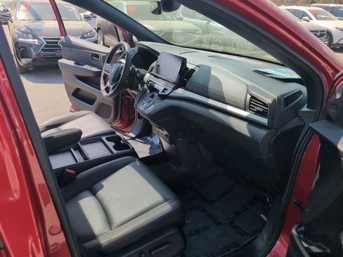 Certified 2026 Honda Odyssey Sport-L image 16