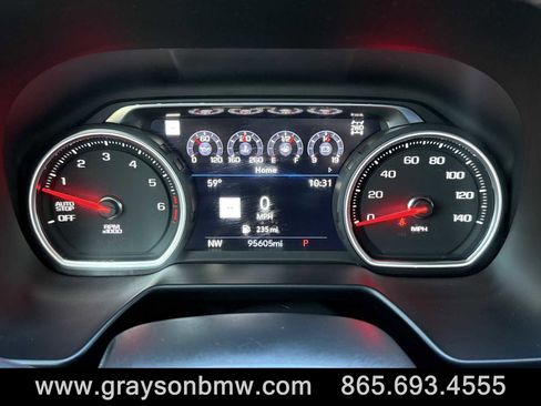 Used 2021 Chevrolet Suburban High Country w/ Premium Package image 29