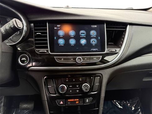 Used 2020 Buick Encore Preferred image 11