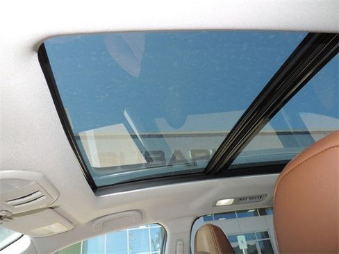 New 2025 Subaru Ascent Touring image 9