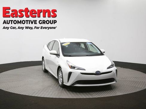 Used 2022 Toyota Prius LE image 45