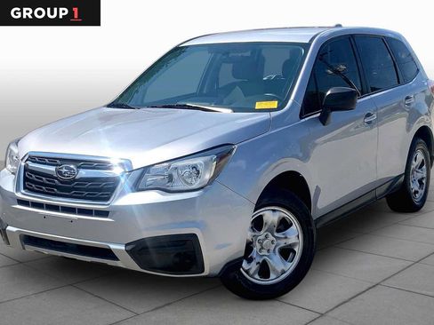 Used 2018 Subaru Forester 2.5i AWD/4WD image 1