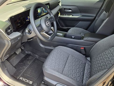 New 2026 Nissan Kicks SV w/ Charging Package FWD image 13