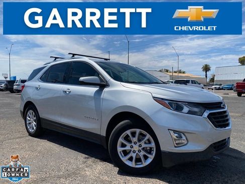 Used 2018 Chevrolet Equinox LT w/ Sun & Infotainment Package FWD image 1