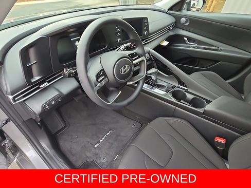 Certified 2026 Hyundai Elantra Hybrid FWD image 16