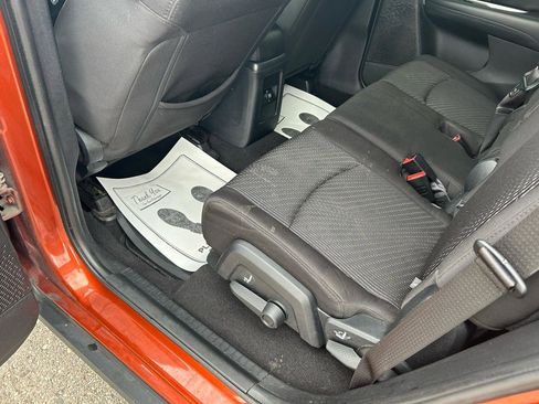 Used 2014 Dodge Journey SE w/ Flexible Seating Group FWD image 9