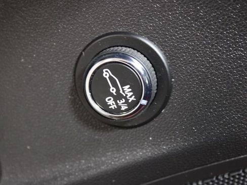 Used 2023 Buick Envision Preferred w/ Sport Touring Package image 51