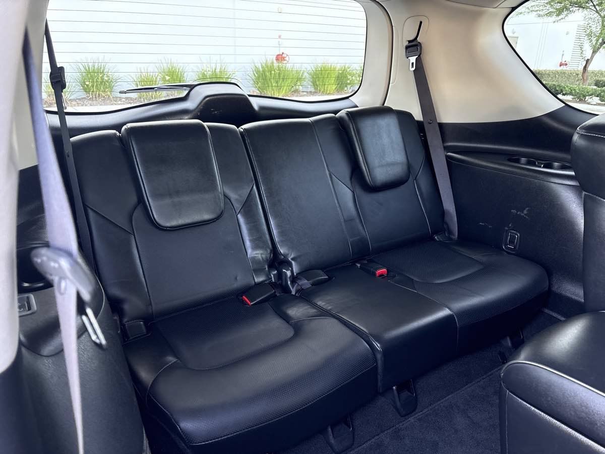 Used 2019 INFINITI QX80 Luxe AWD/4WD image 17