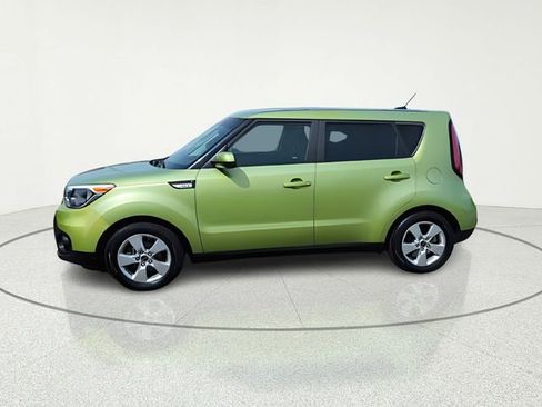 Certified 2017 Kia Soul image 2