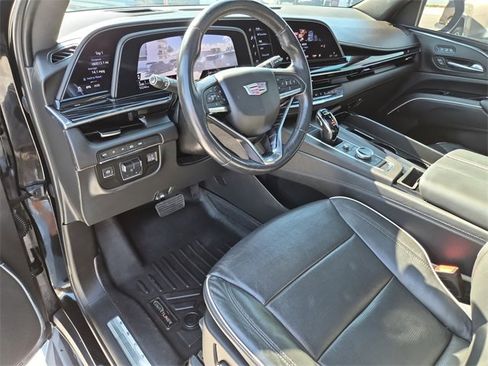 Certified 2022 Cadillac Escalade Sport image 16