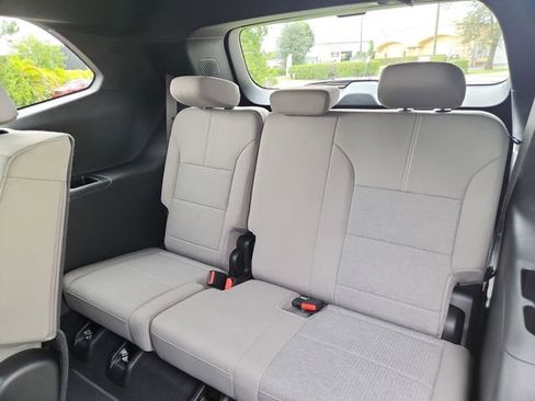 New 2026 GMC Acadia Elevation image 10