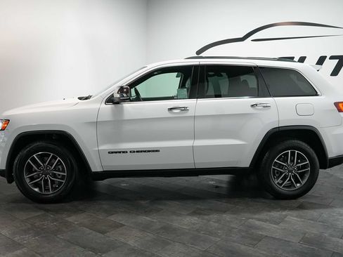 Used 2021 Jeep Grand Cherokee Limited w/ Luxury Group II RWD image 3