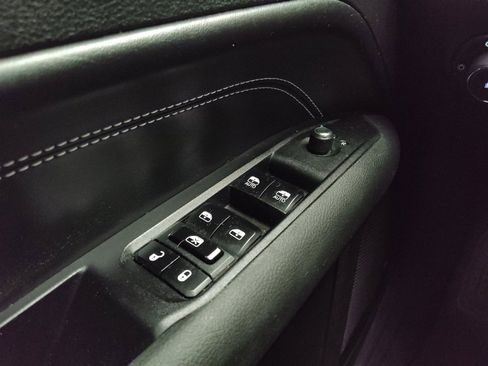 Used 2022 Jeep Compass Altitude image 27