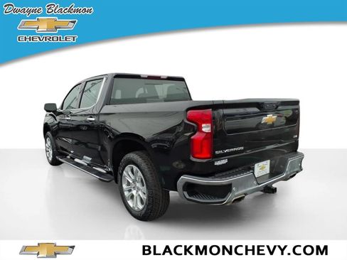 Used 2022 Chevrolet Silverado 1500 LTZ w/ LTZ Convenience Package II image 5