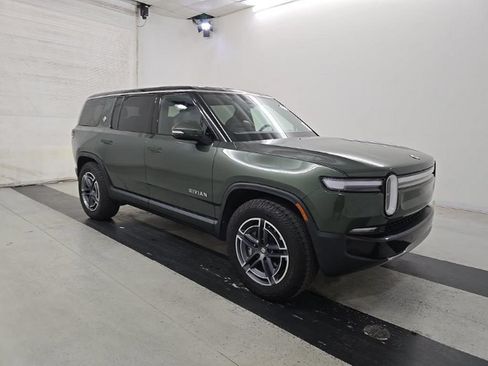 Used 2025 Rivian R1S Adventure Dual AWD/4WD image 3