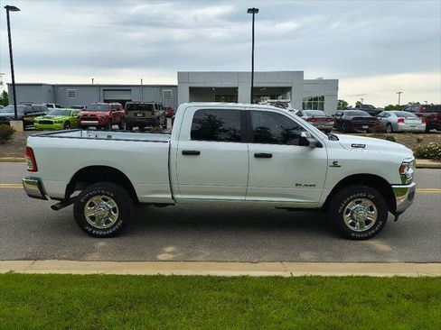 Certified 2022 RAM 2500 Big Horn w/ Snow Chief Group AWD/4WD image 10