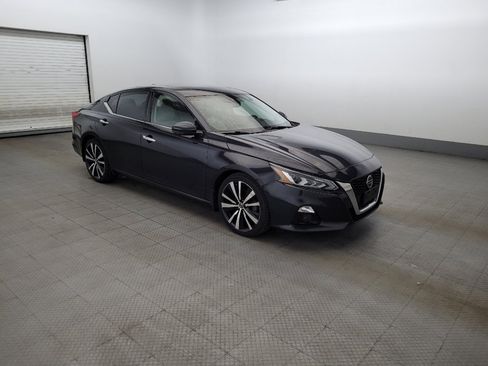 Used 2019 Nissan Altima 2.5 Platinum FWD image 11