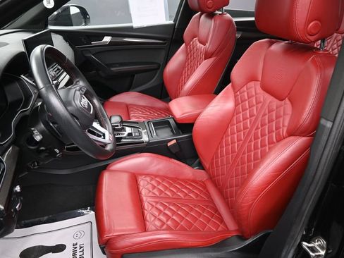 Used 2022 Audi SQ5 Prestige w/ Prestige Package AWD/4WD image 28