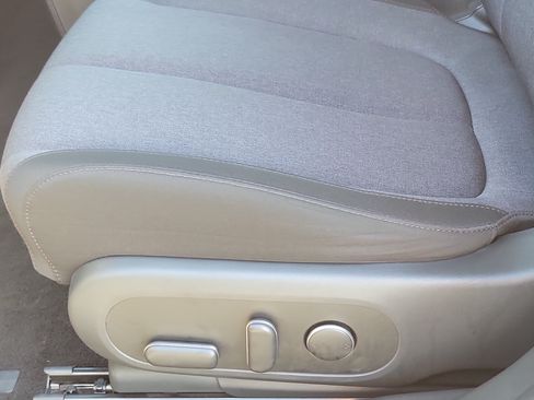 Used 2024 Hyundai Ioniq 5 SE RWD image 17