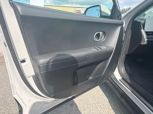 Used 2024 Hyundai Ioniq 5 SEL AWD/4WD image 17